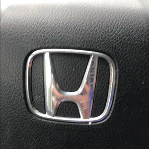 Meet your Posher, Devin